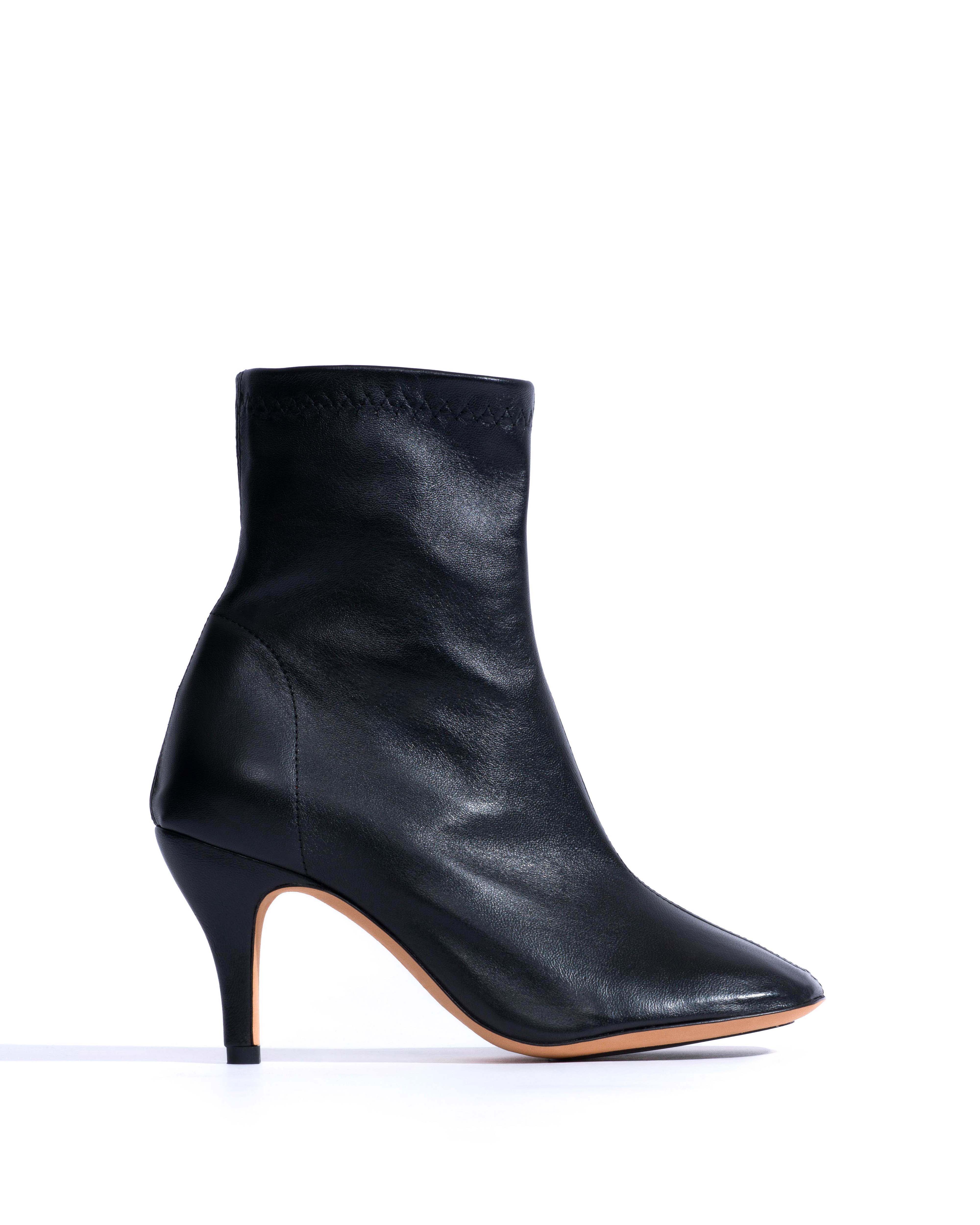 Adriana 80 Silky lamb Black