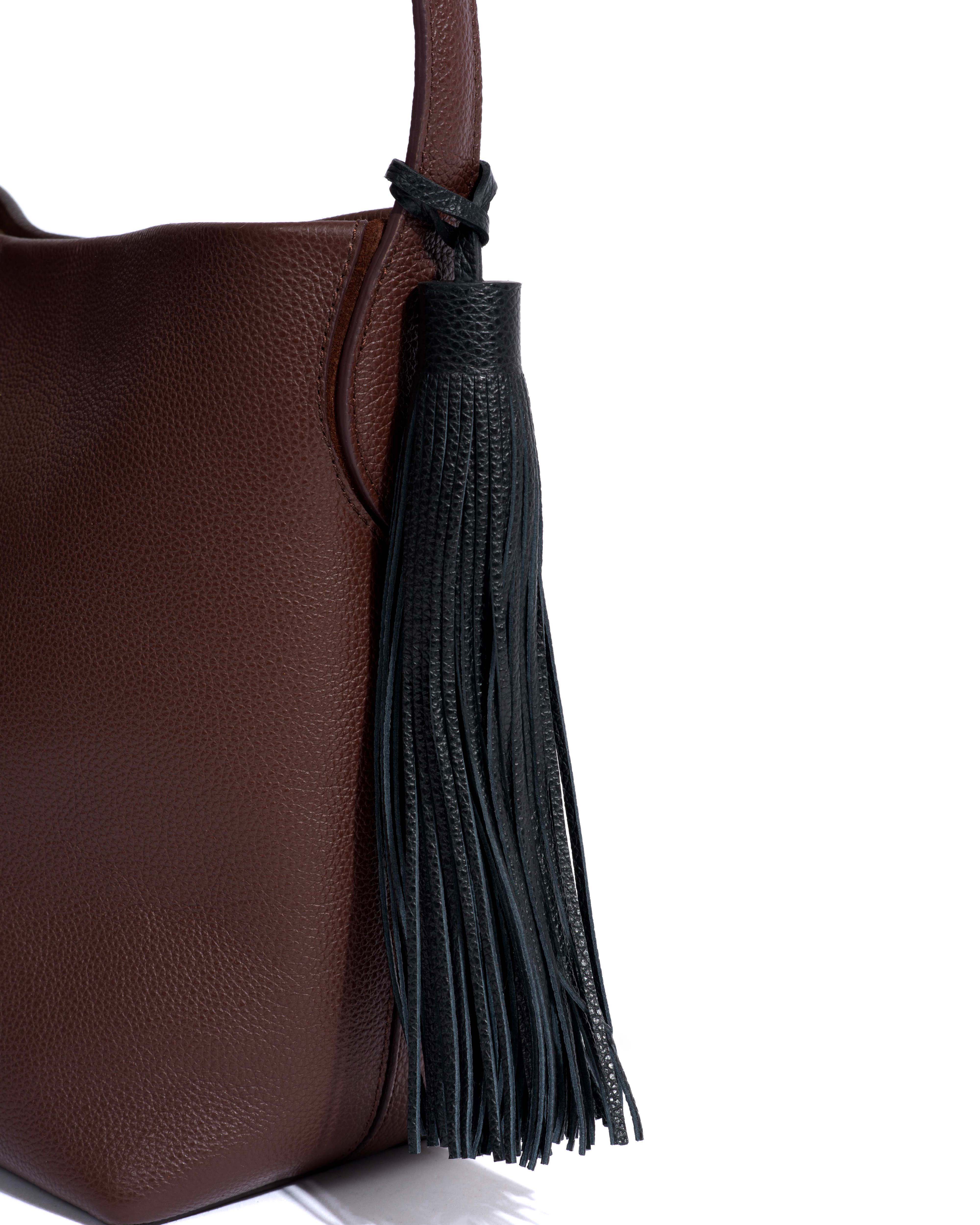Langley fringe keyring Pebbled soft calf Black