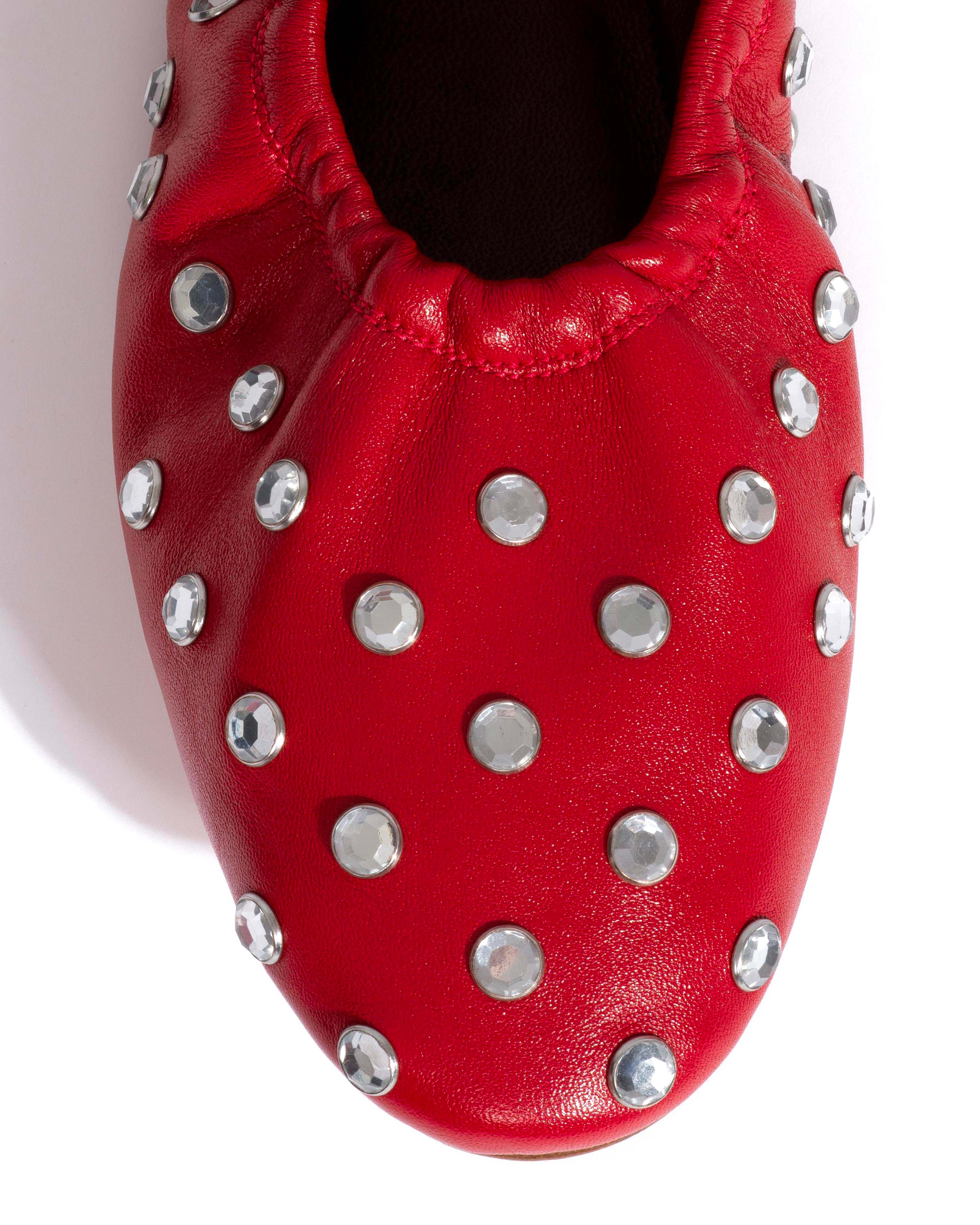 Mirelda crystals Silky lamb Ruby red