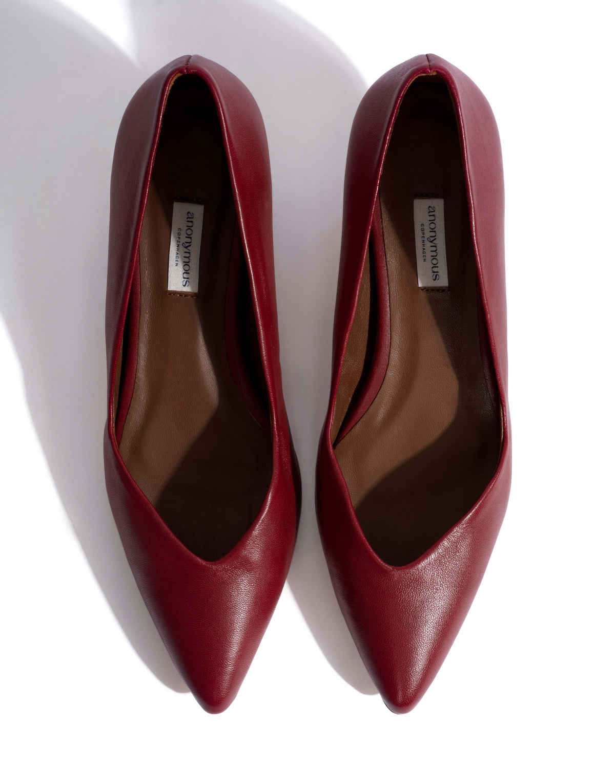Trini 40 stiletto Shiny lamb Pomegranate