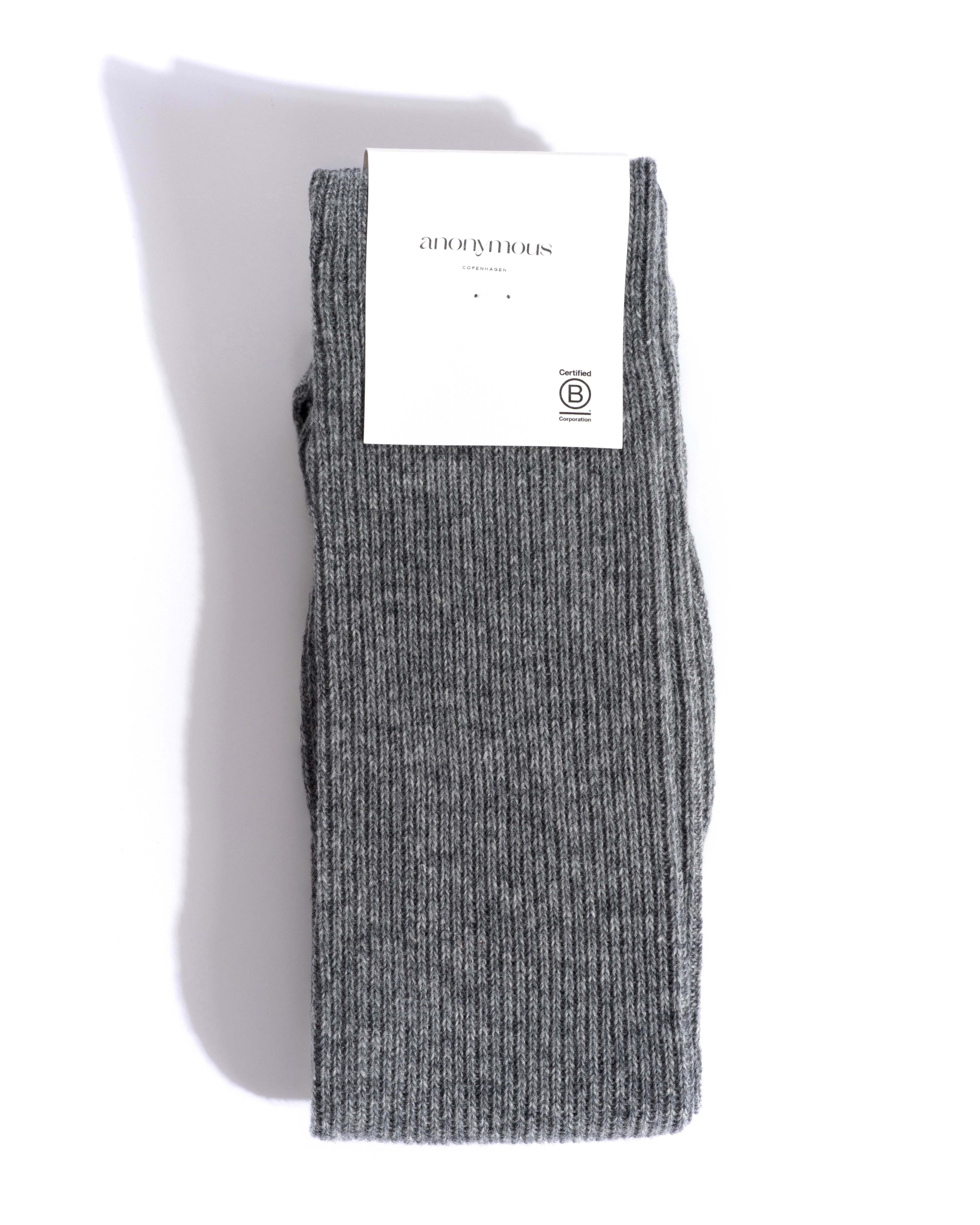 Lanai knee-high cashmere socks 70% wool 30% cashmere Light grey