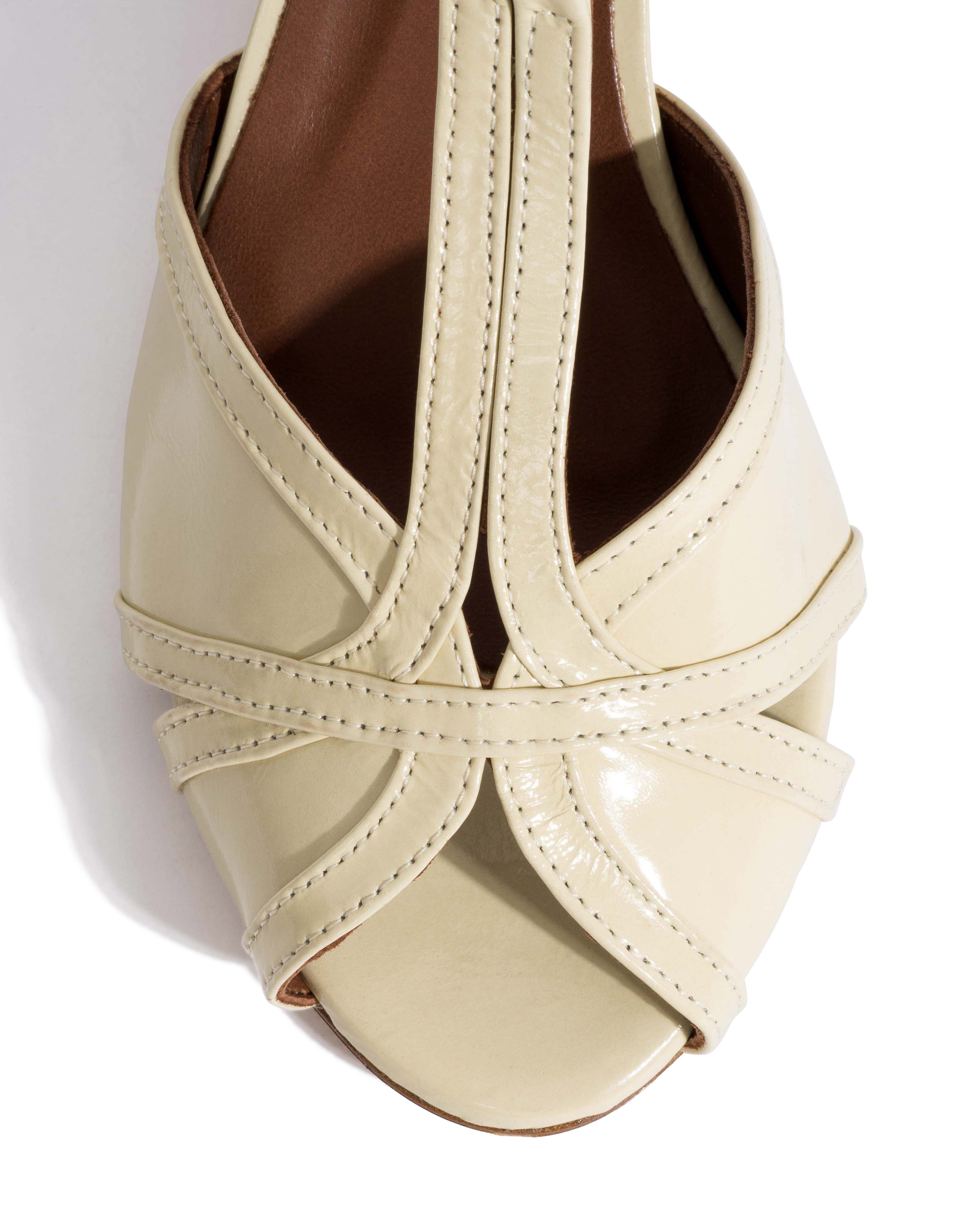 Therese 55 Crinkled polished goat Butter yellow