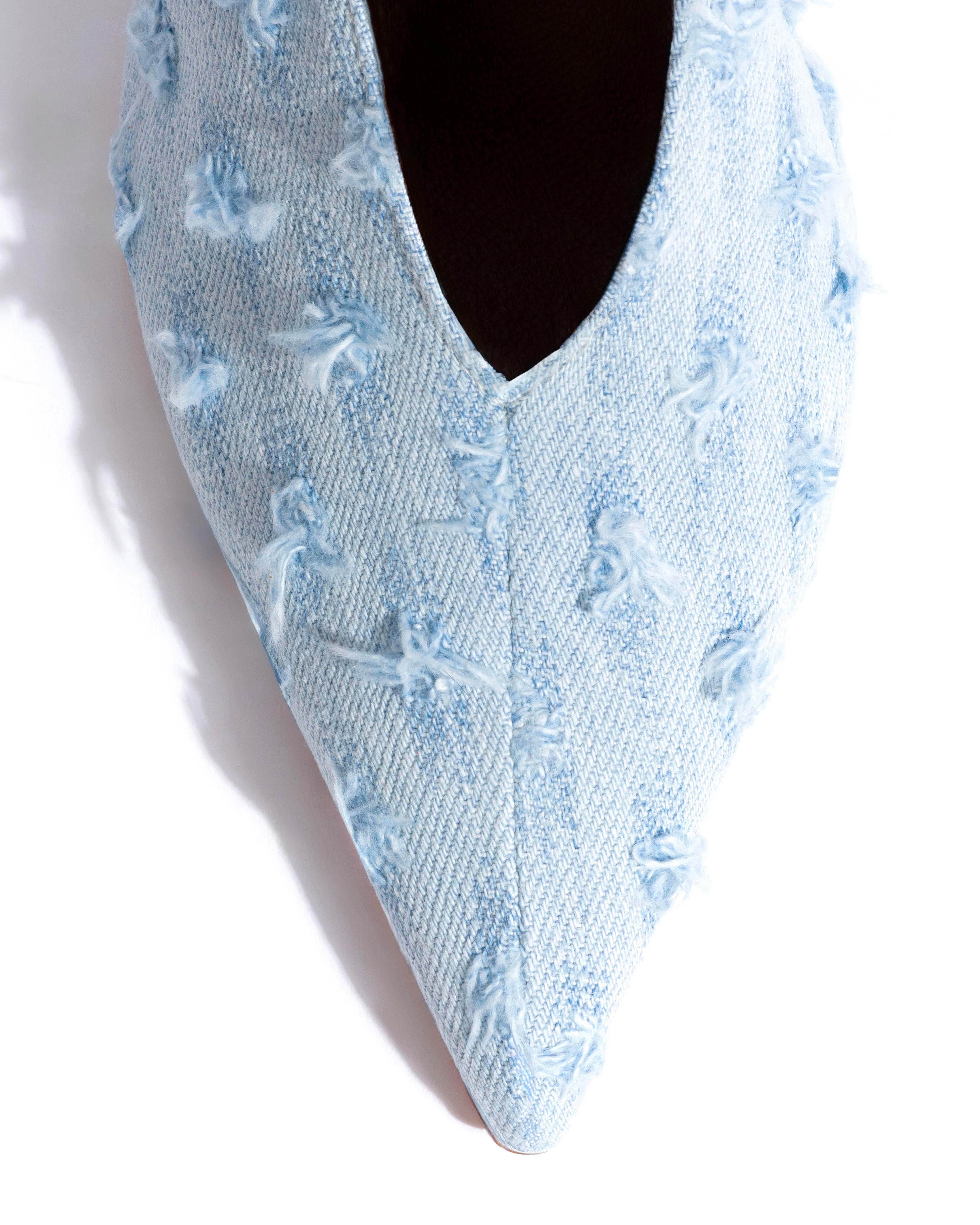 Phia 55 pin Denim Distressed washed blue