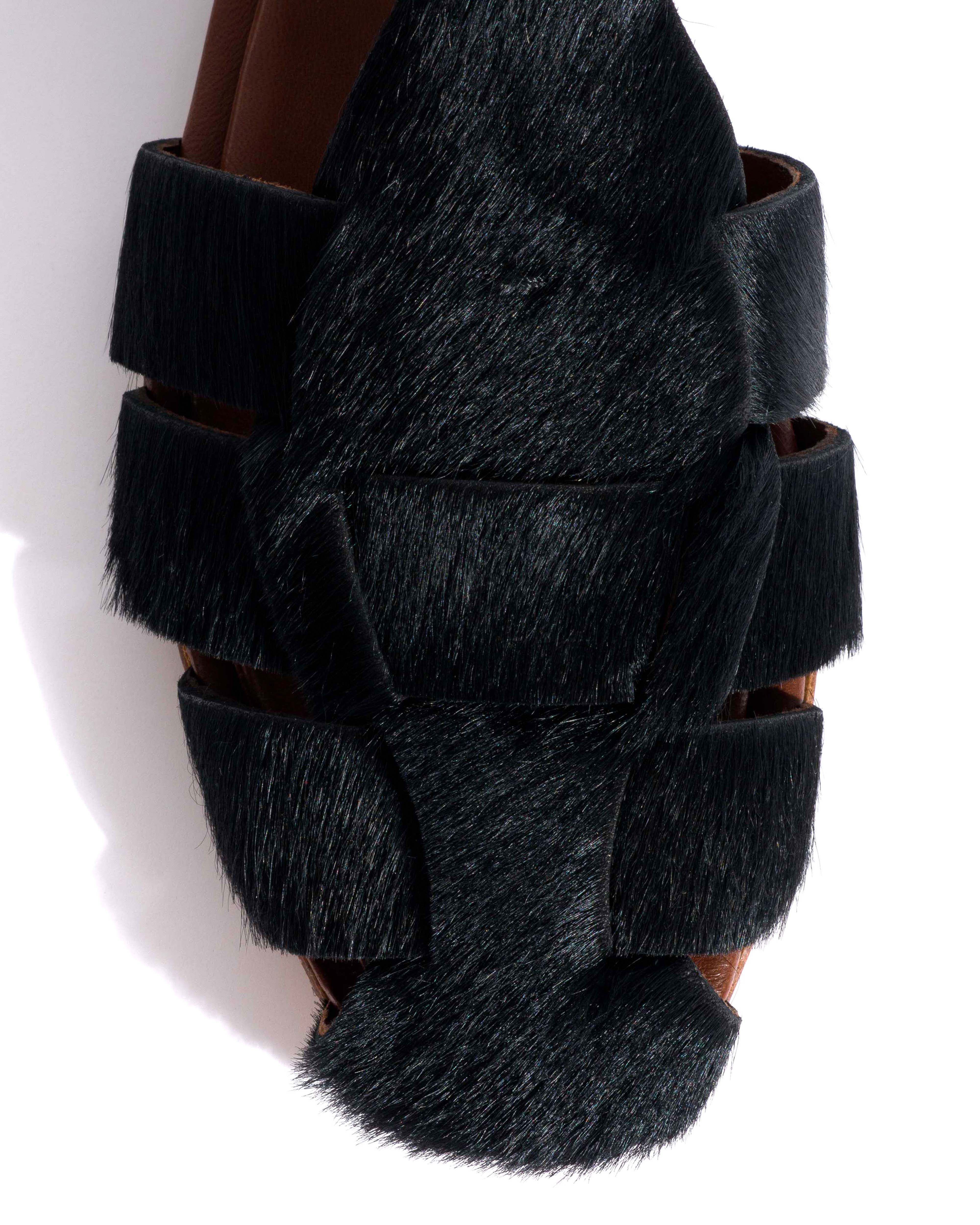 Lain flats Calf hair Black