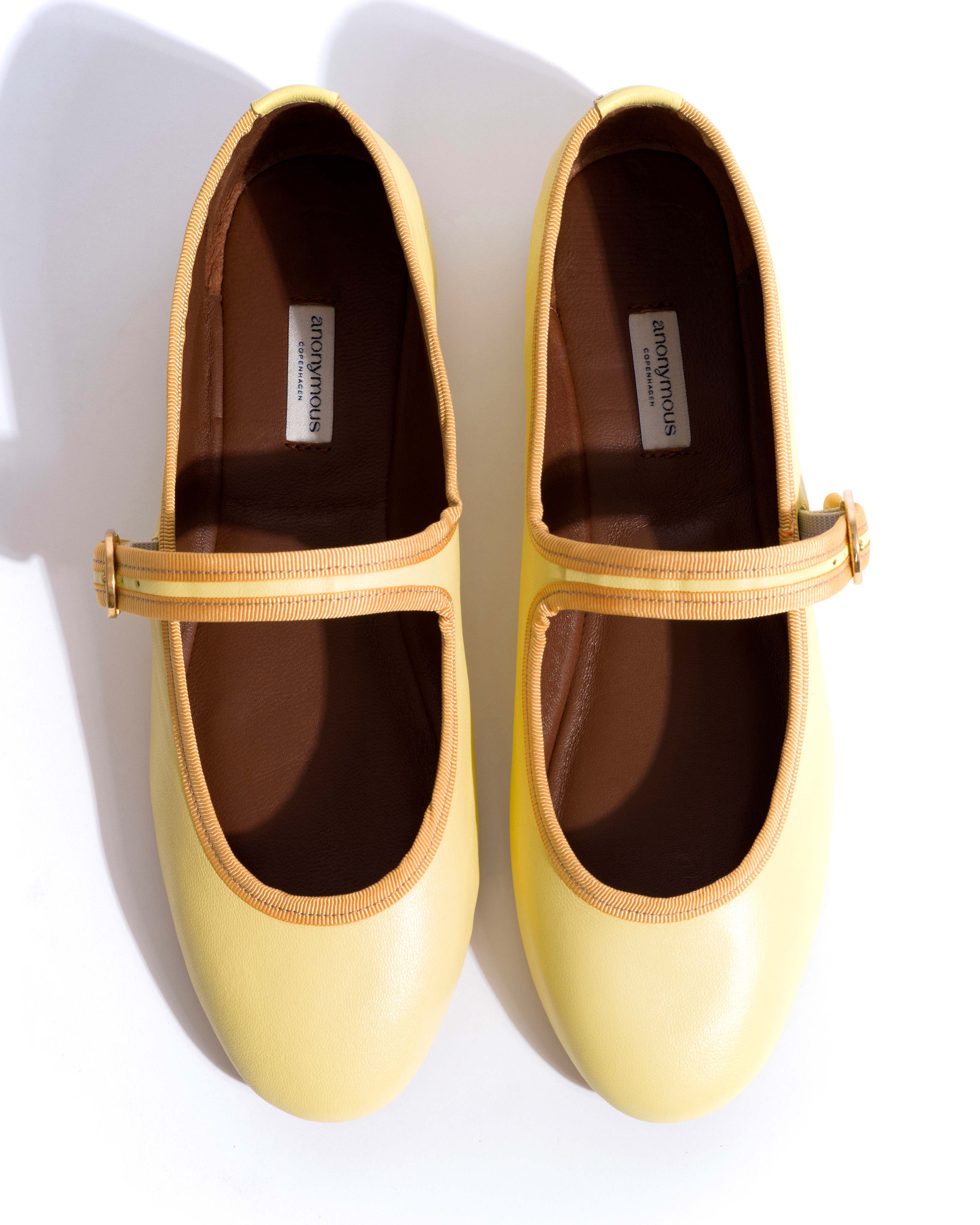 Lana Silky lamb Pineapple ice