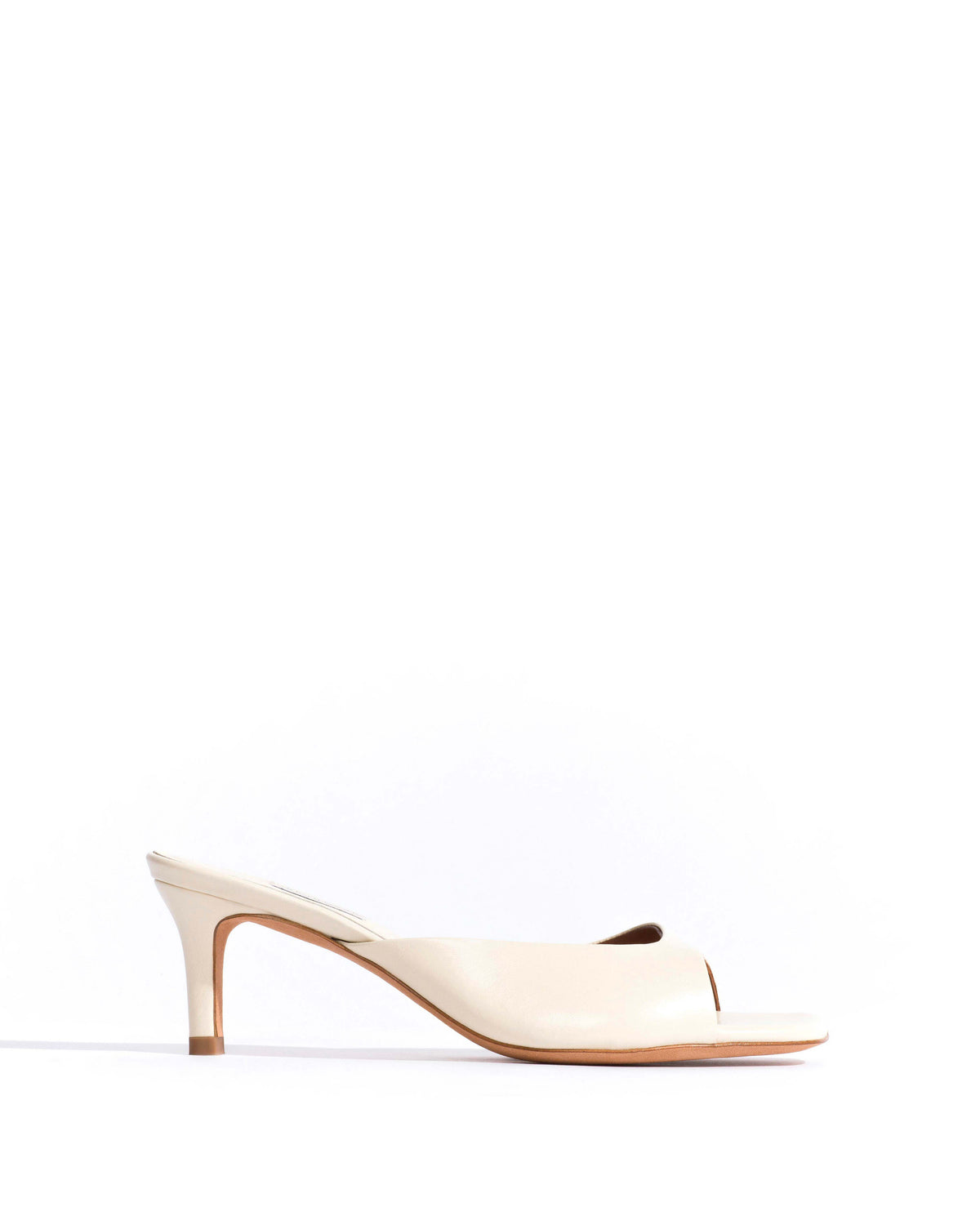Mazy 55 Shiny lamb White sand