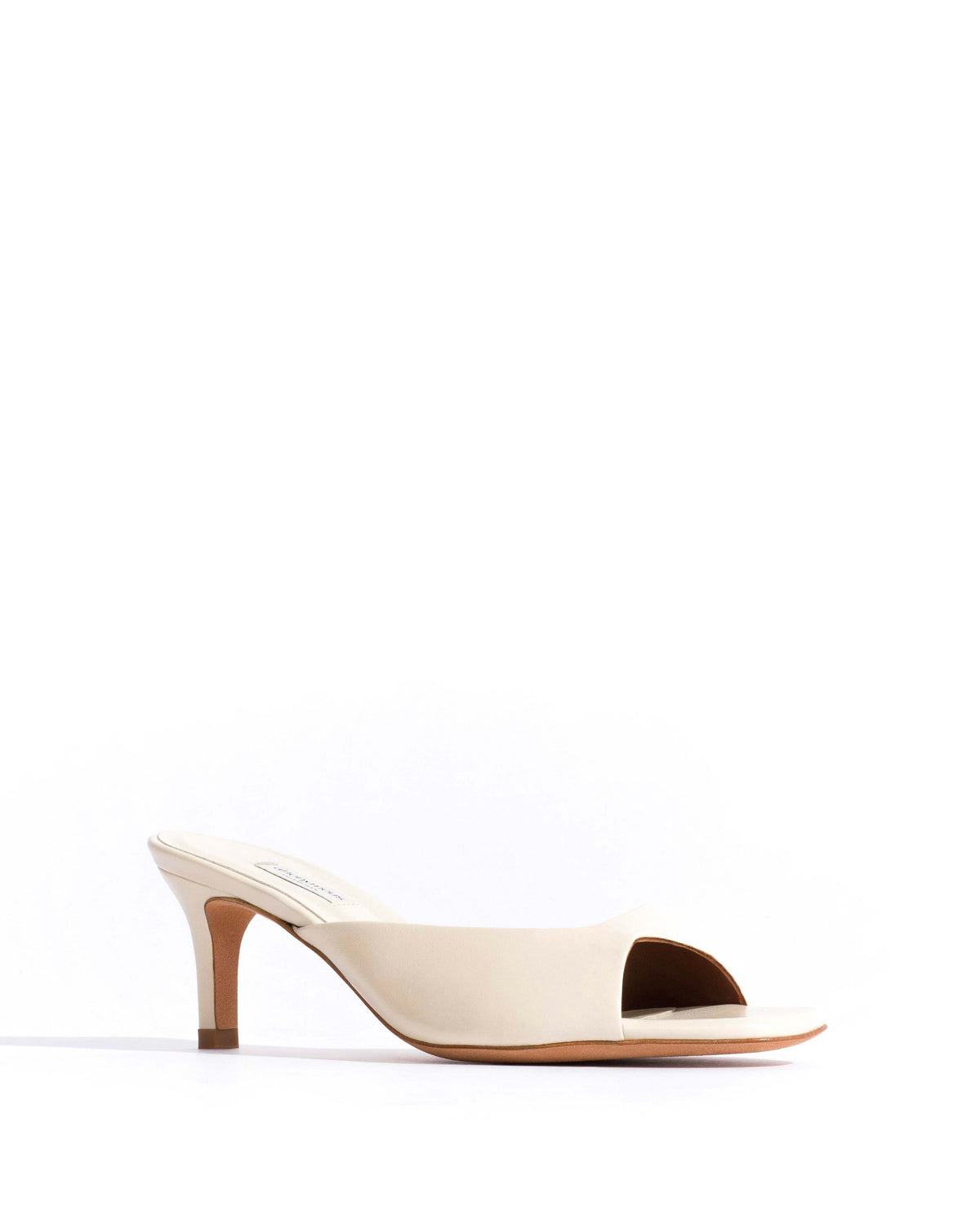 Mazy 55 Shiny lamb White sand