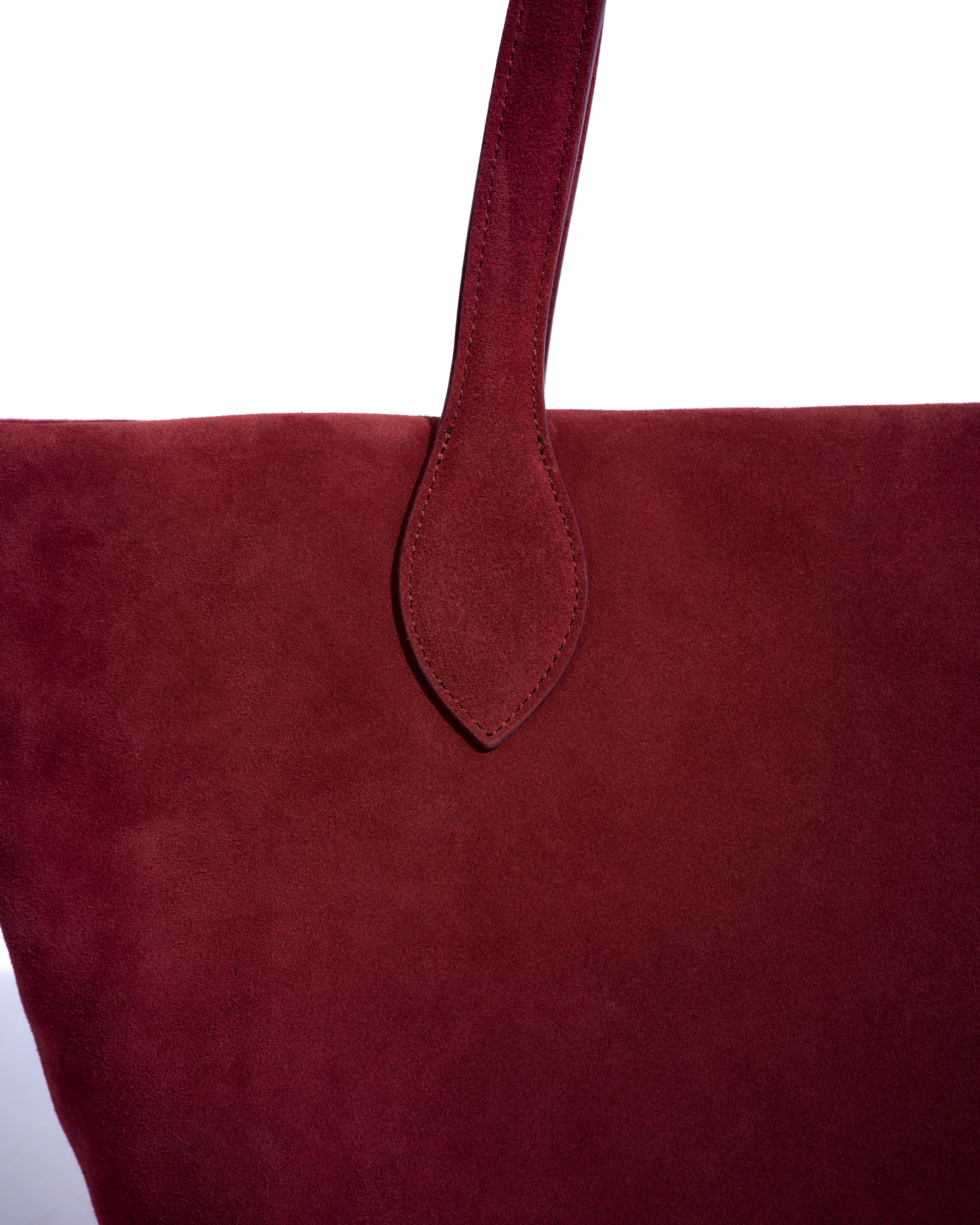 Arya carryall bag Calf suede Pomegranate