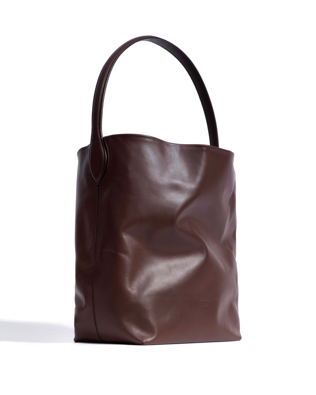 Versa slouchy everyday bag Soft calf Chocolate
