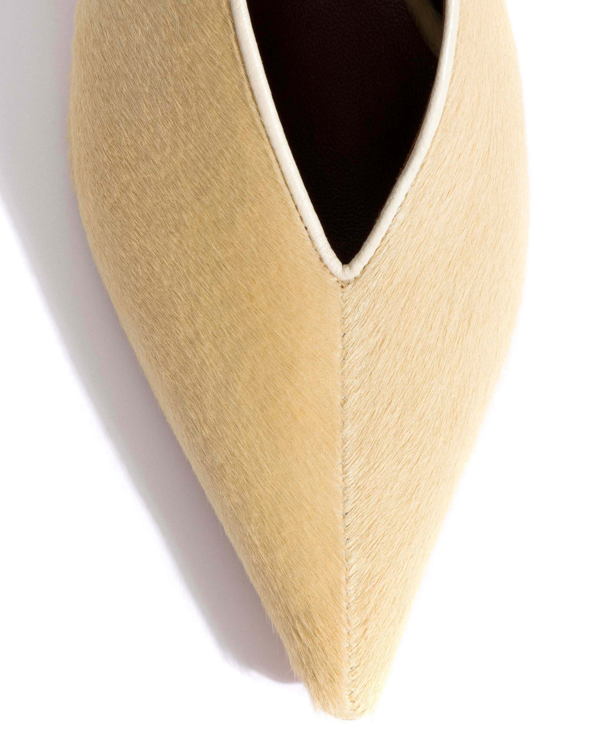 Phia 55 pin Calf hair Ivory