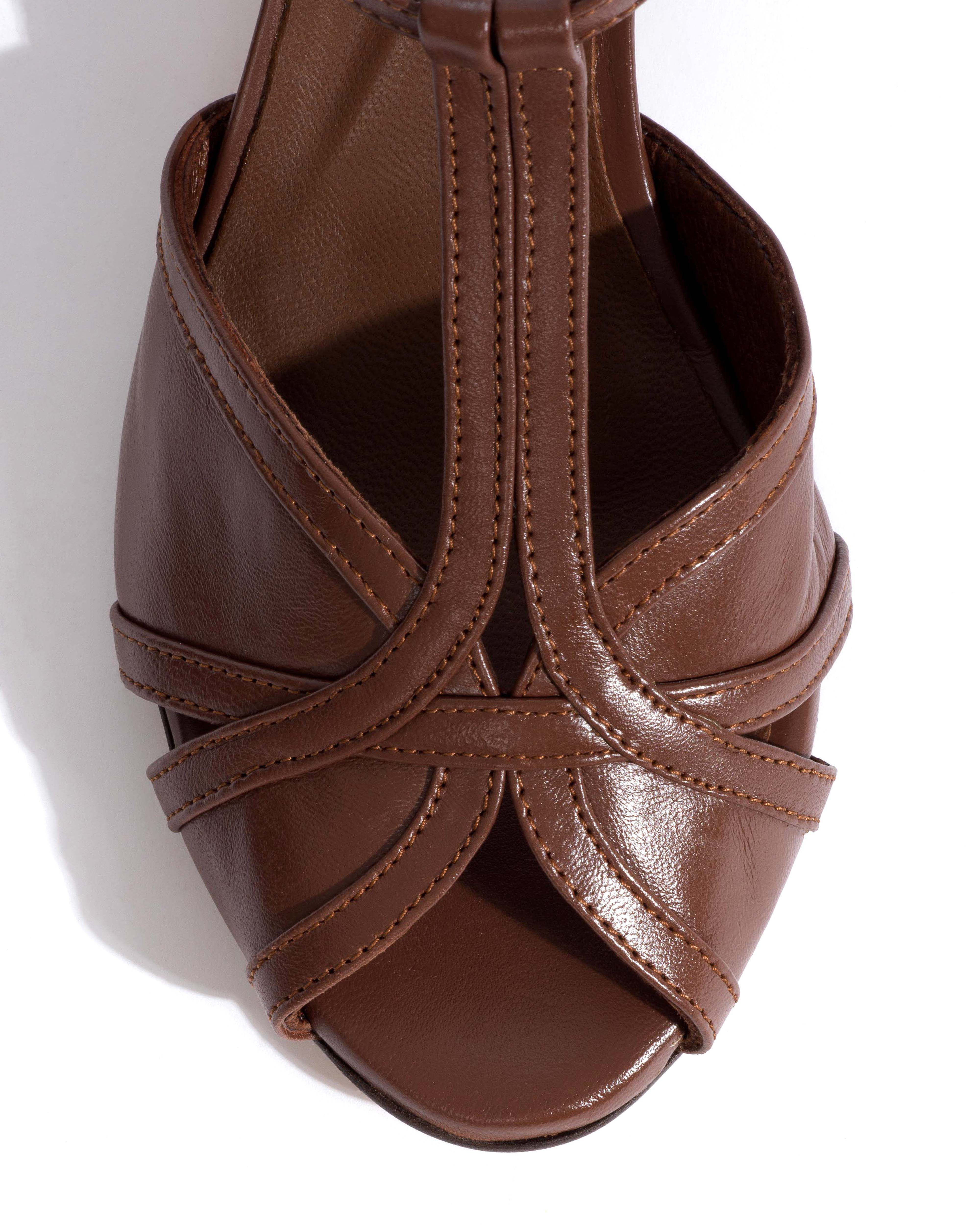 Therese 55 block Shiny lamb Chocolate