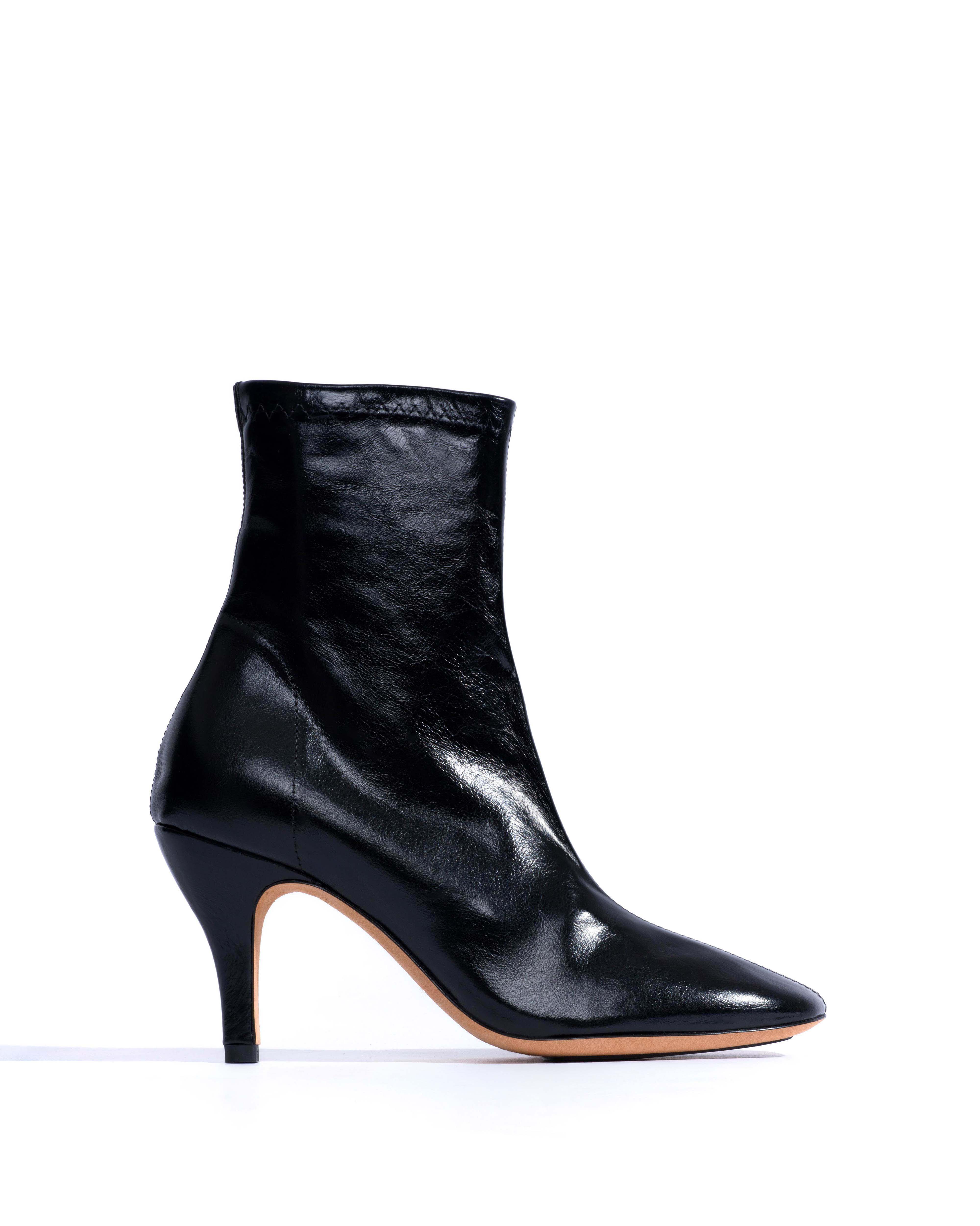 Adriana 80 Crinkled polished goat Black