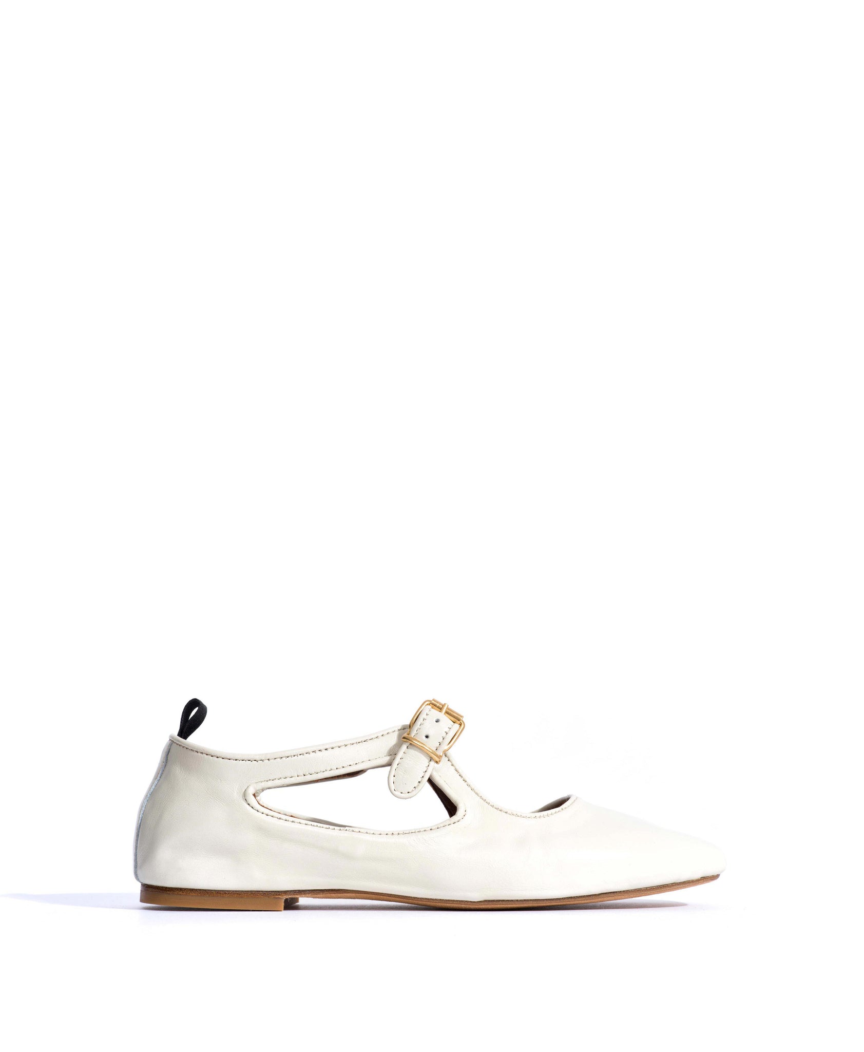 Praise Crinkled polished goat White sand - Anonymous Copenhagen Flat-loafers & ballerinas & pumps