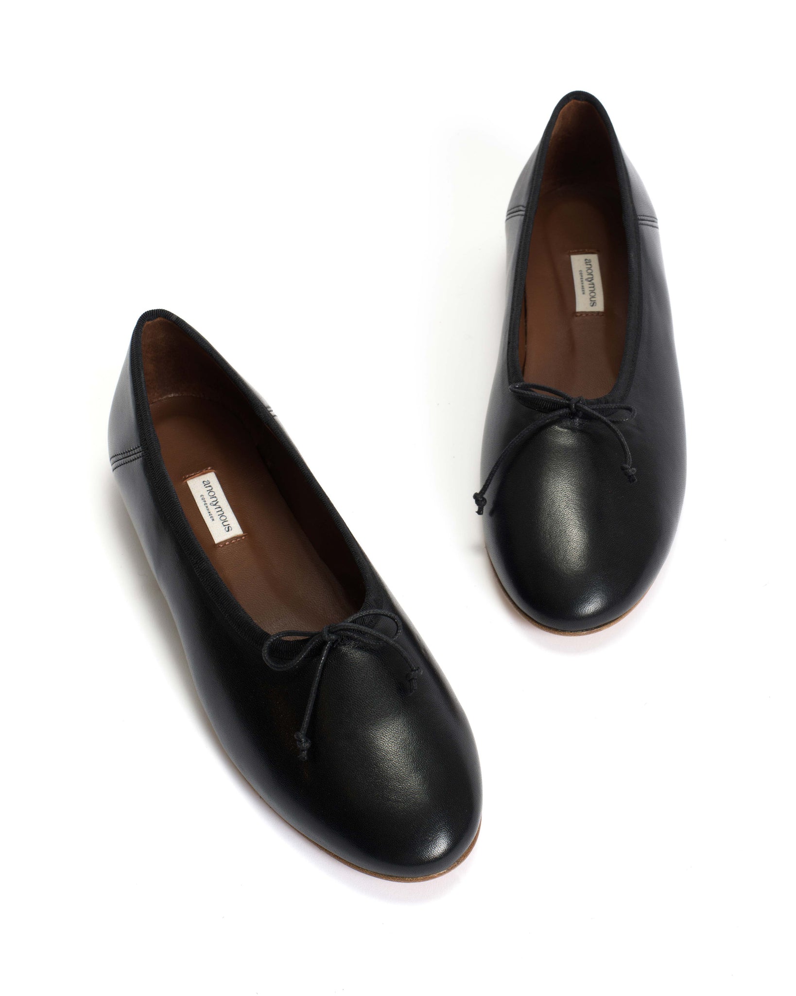 Sacha Shiny lamb Black - Anonymous Copenhagen
