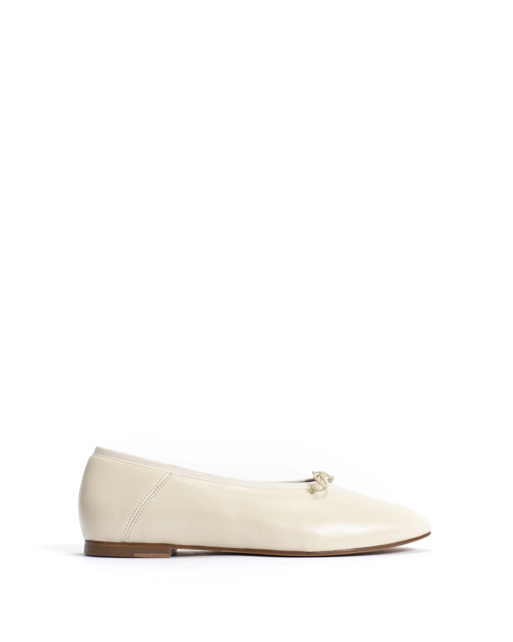 Sacha Shiny lamb White sand - Anonymous Copenhagen