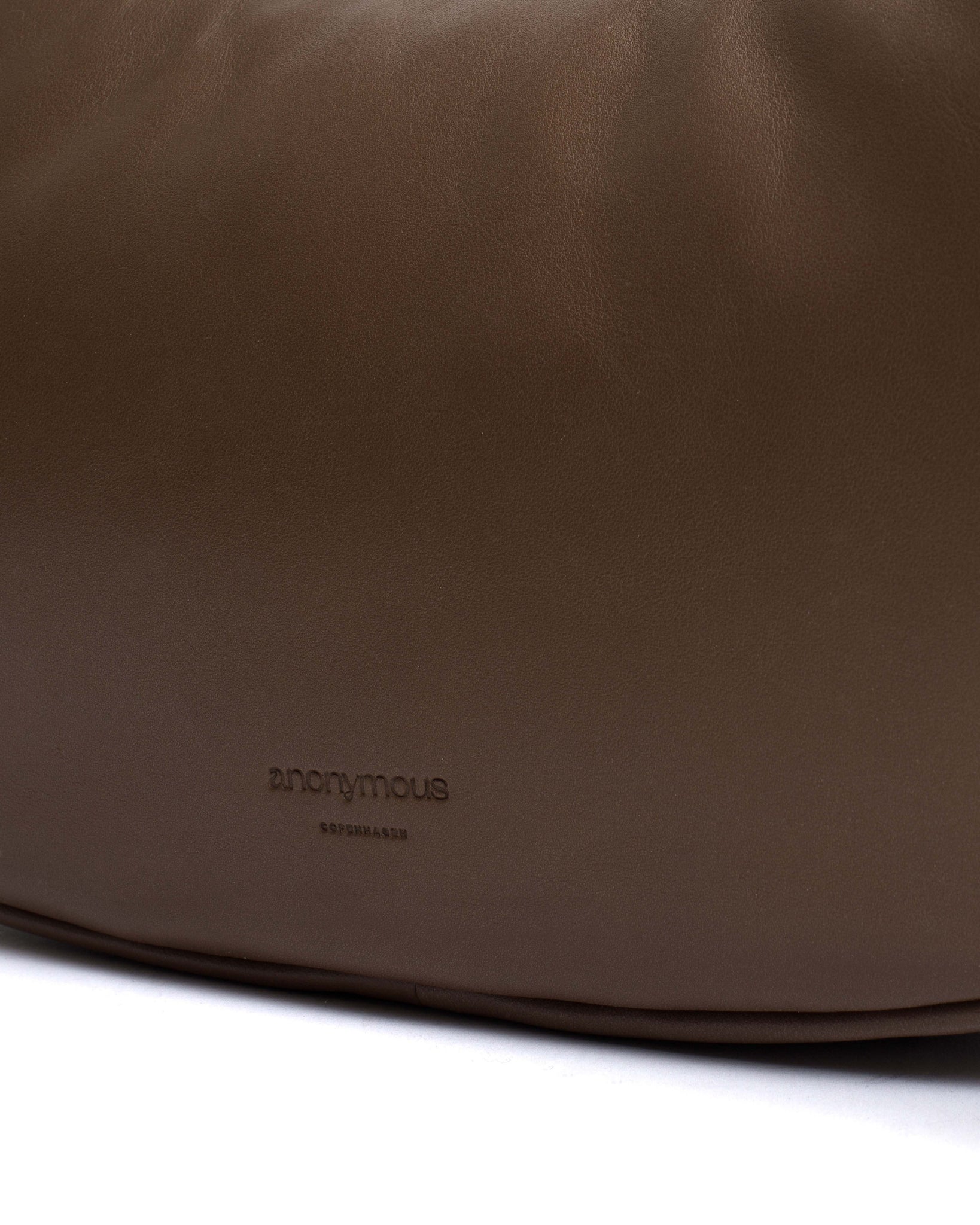 Shane grand pillow bag Soft calf Dark taupe - Anonymous Copenhagen