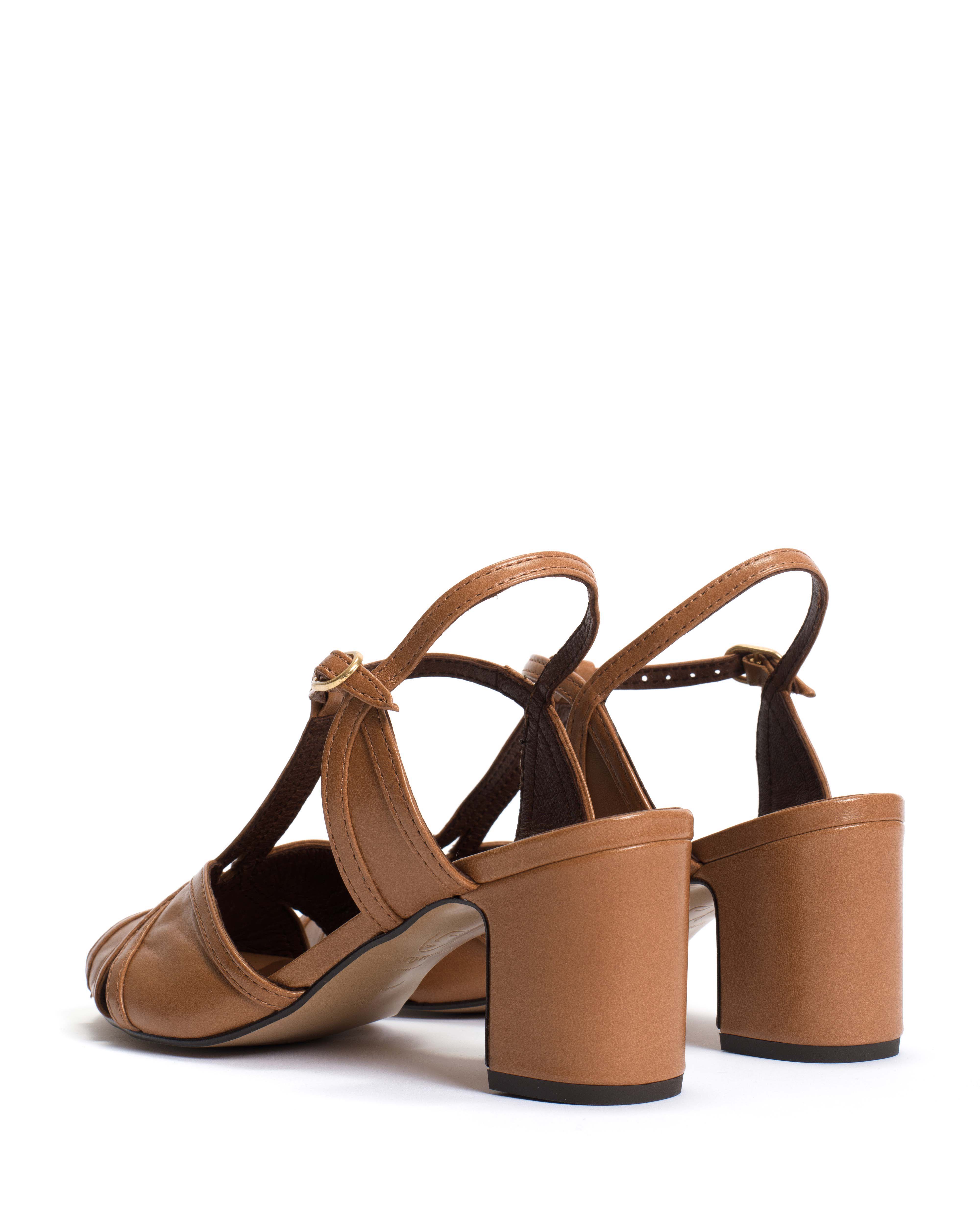 Therese 55 Shiny lamb Caramel