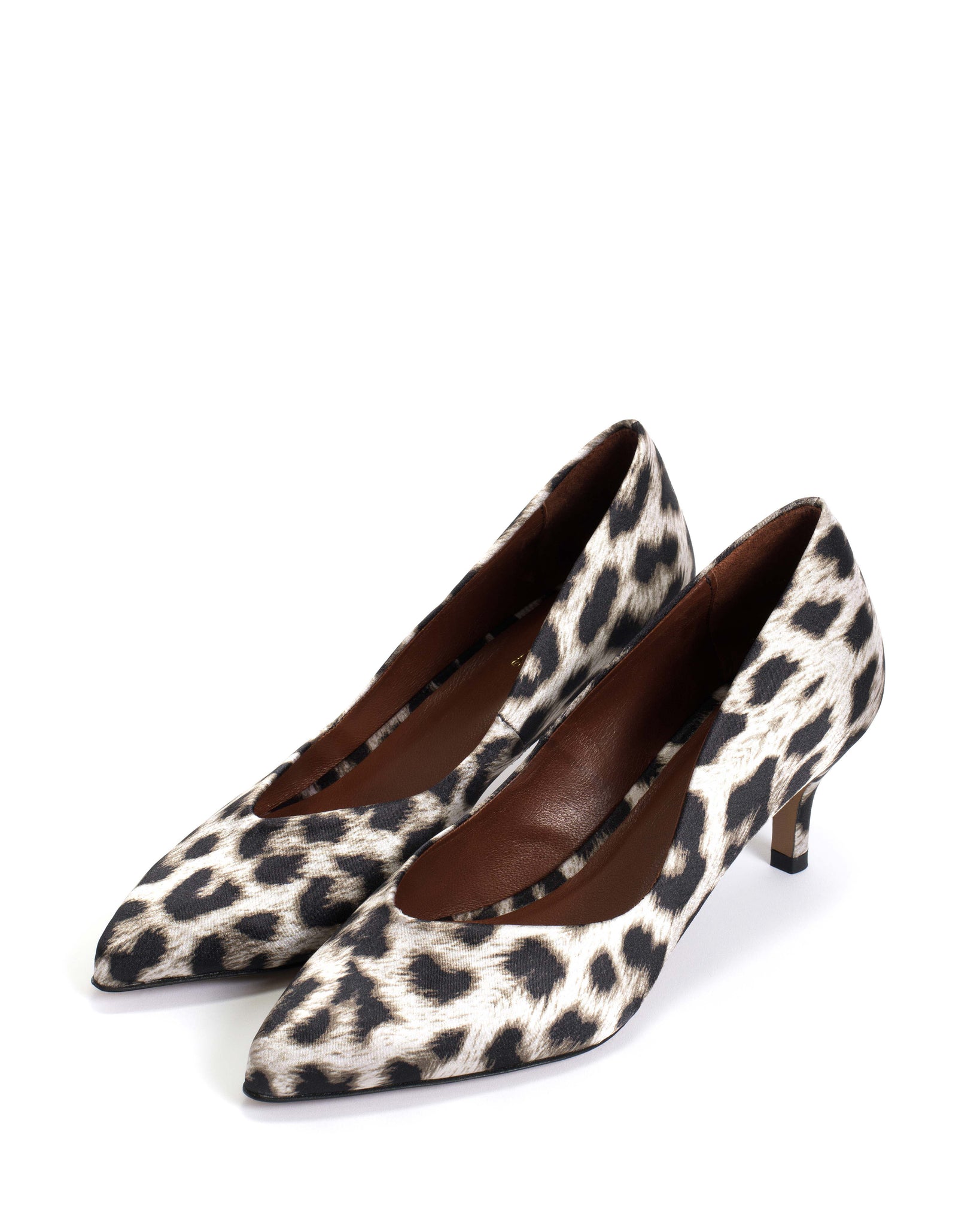 Trini 55 Satin print Snow leopard - Anonymous Copenhagen