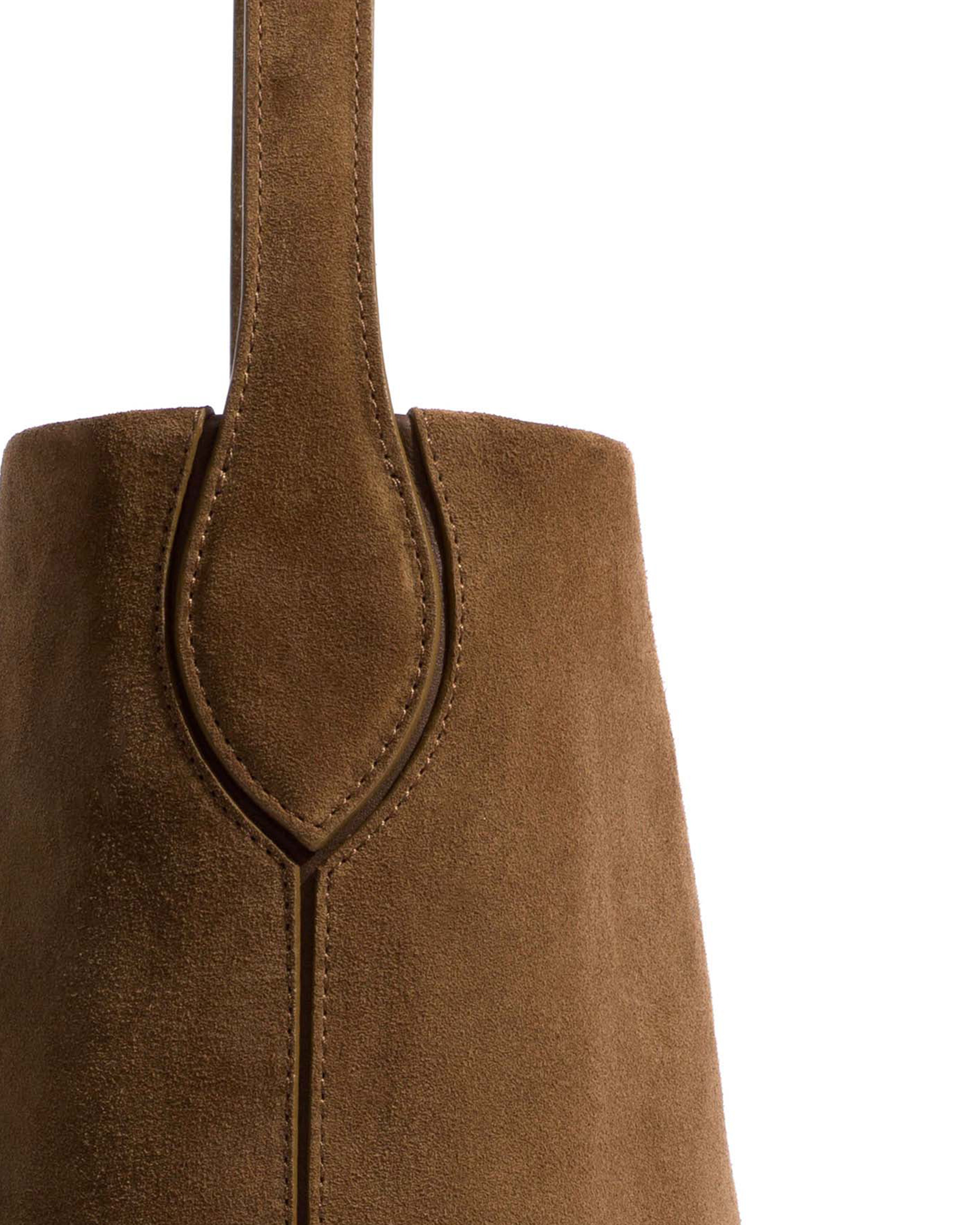 Versa everyday bag Calf suede Cinnamon
