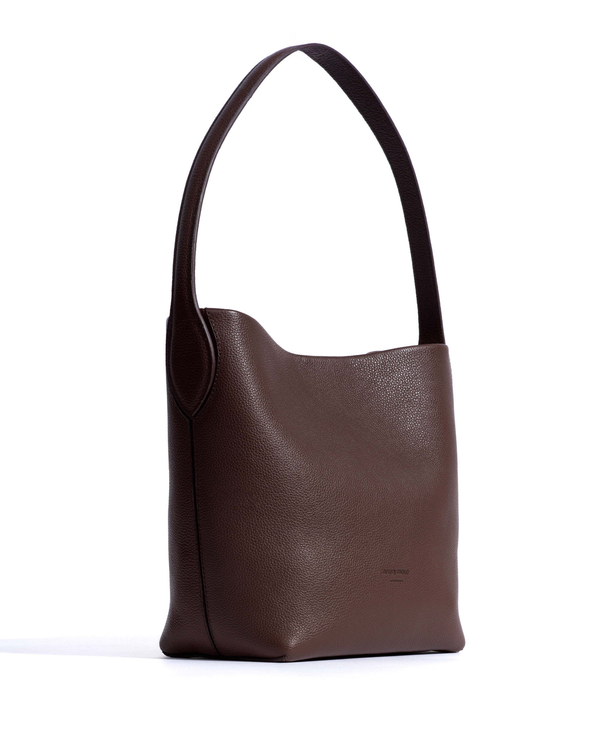 Versa petite bag Pebbled soft calf Chocolate