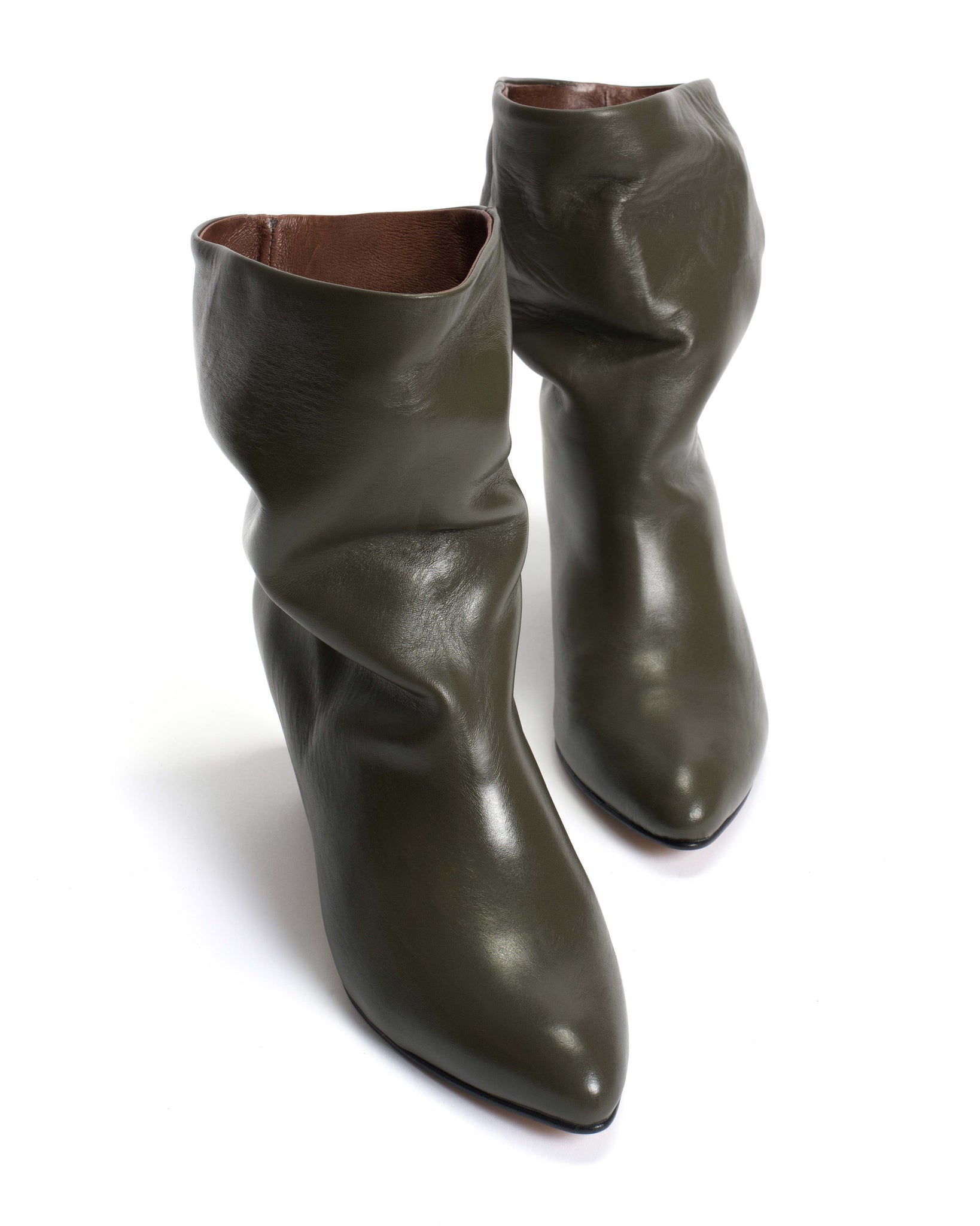 Vully 50 triangle Soft calf Moss green - Anonymous Copenhagen