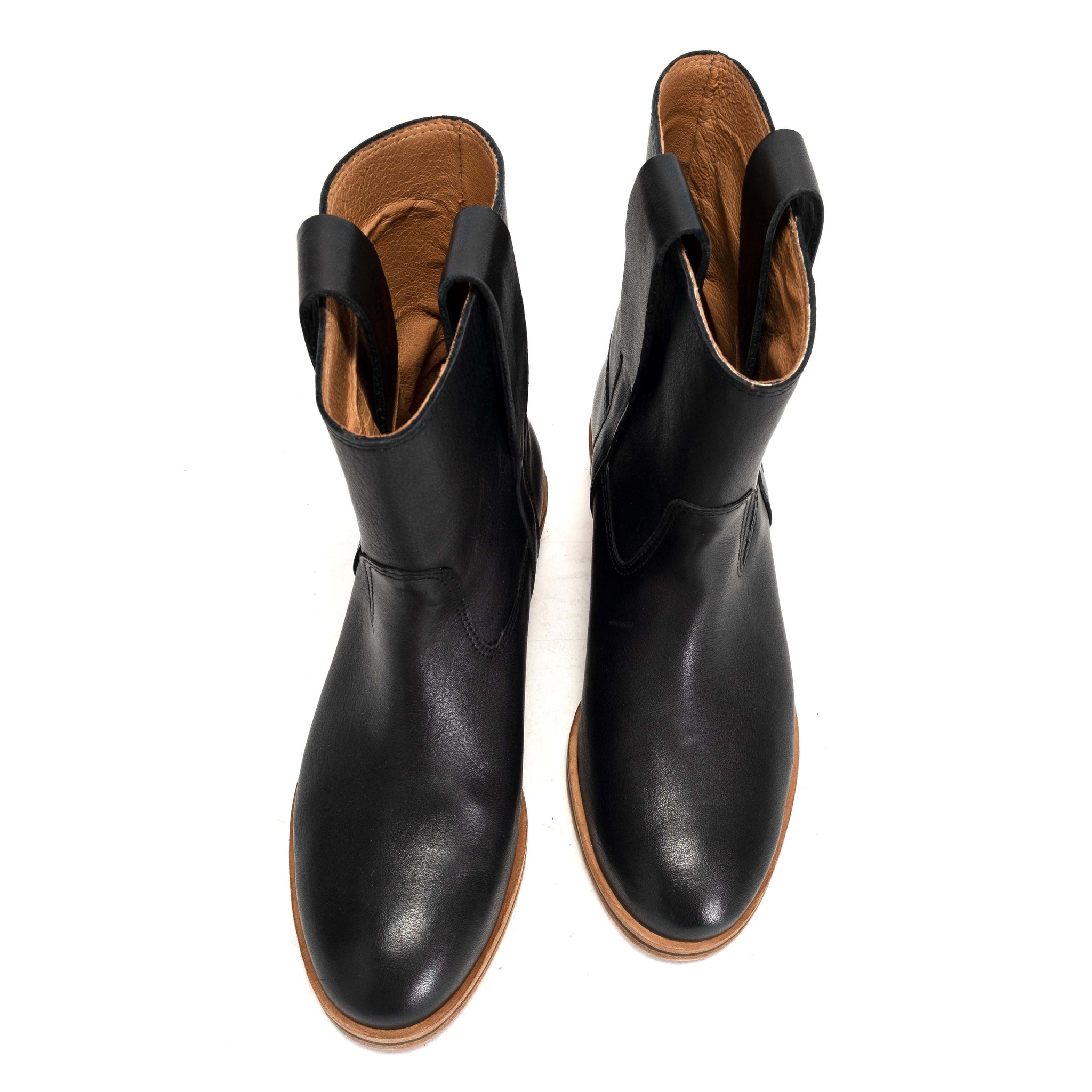 Lona Vegetable Tanned Calf Black - Anonymous Copenhagen
