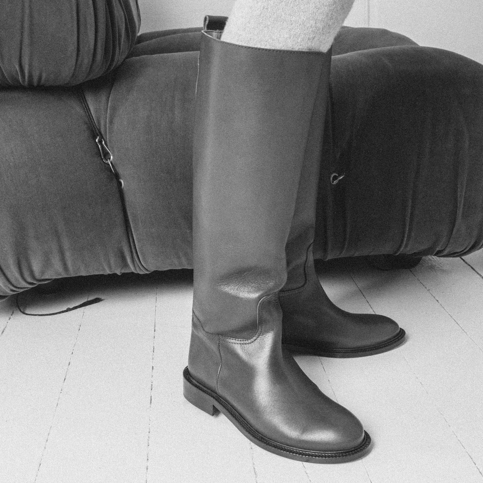 Semih Vegetable Tanned Calf Olive Green - Anonymous Copenhagen